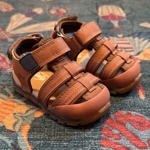 See Kai Run Wilder II in Khaki Brown